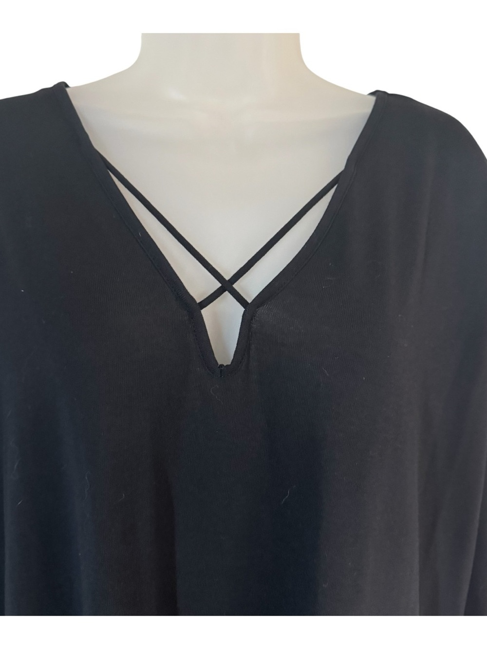 UMGEE Black V-Neck Top with Crisscross Straps & Back Detail    XLARGE   #3 - Picture 2 of 7